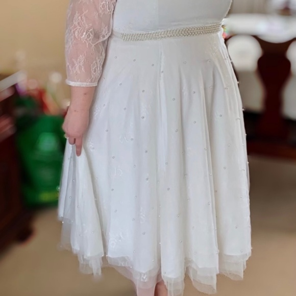 Wedding Dress ✨ Elegant White Lace Fit & Flare Dress – Size 14 ✨ - Picture 2 of 8